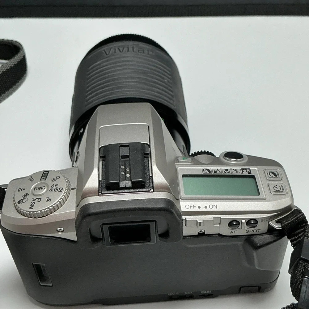 Minolta Maxxum 4 35mm Film Camera Lot w/ Minolta 50mm & Vivitar Lenses Untested